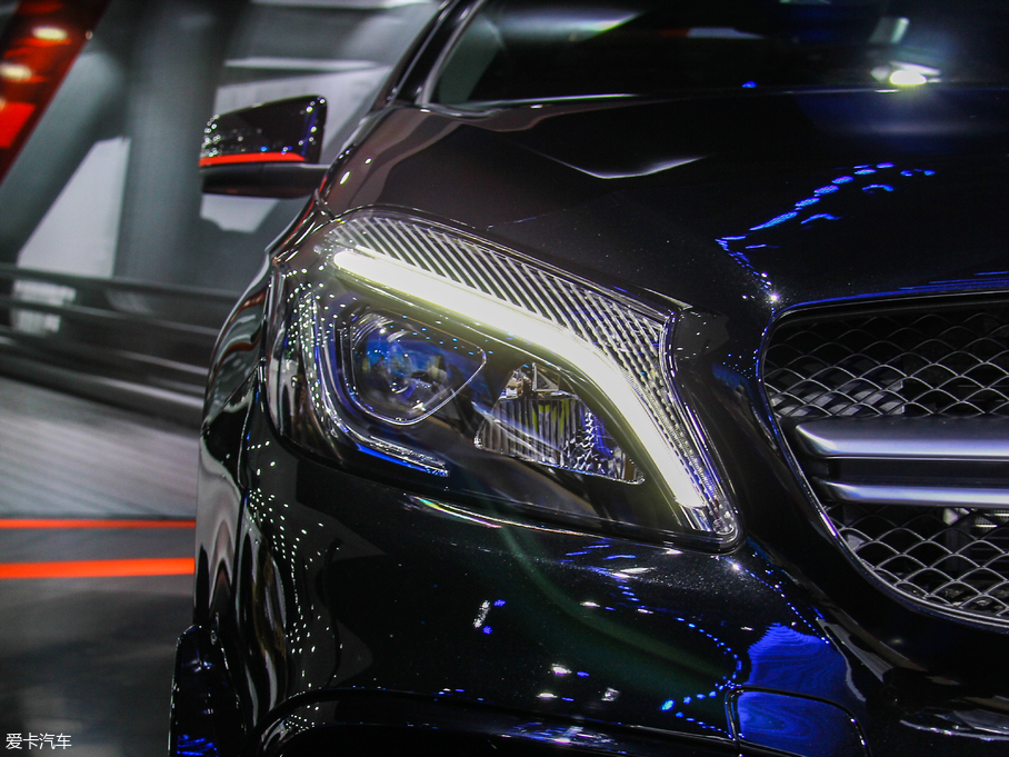 2018YAAMG(M) AMG A 45 4MATIC ذ