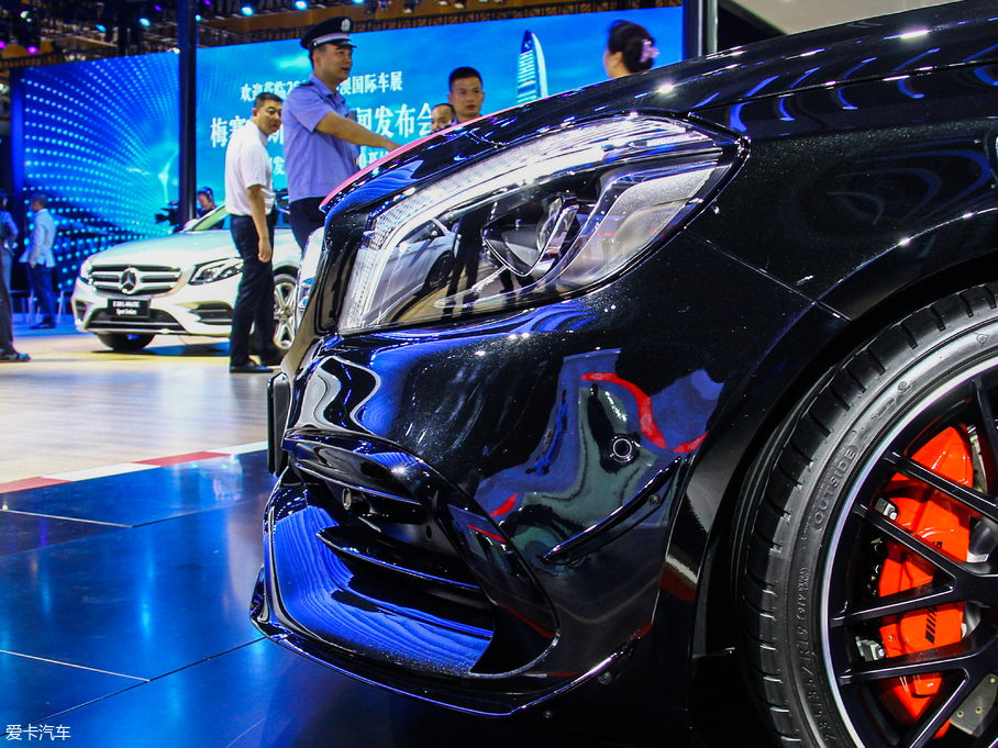 2018YAAMG(M) AMG A 45 4MATIC ذ