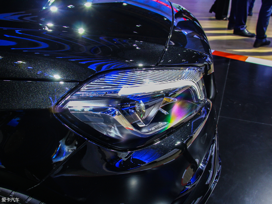 2018YAAMG(M) AMG A 45 4MATIC ذ