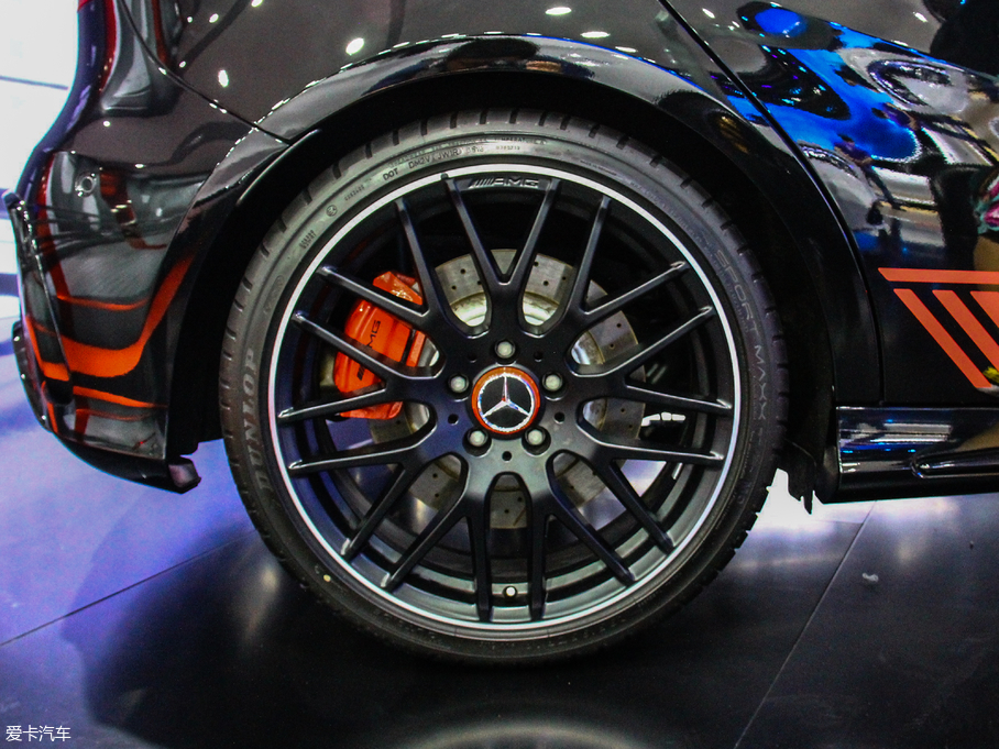 2018YAAMG(M) AMG A 45 4MATIC ذ