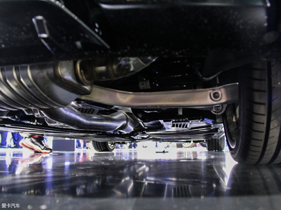 2018YAAMG(M) AMG A 45 4MATIC ذ