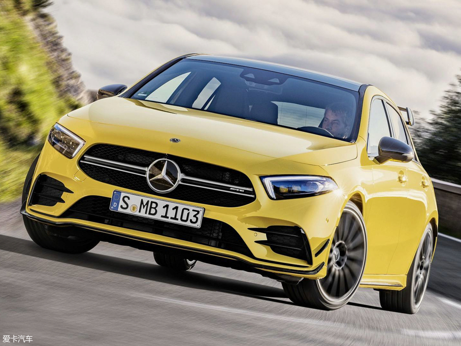 2018YAAMG(M) AMG A 35 4MATIC