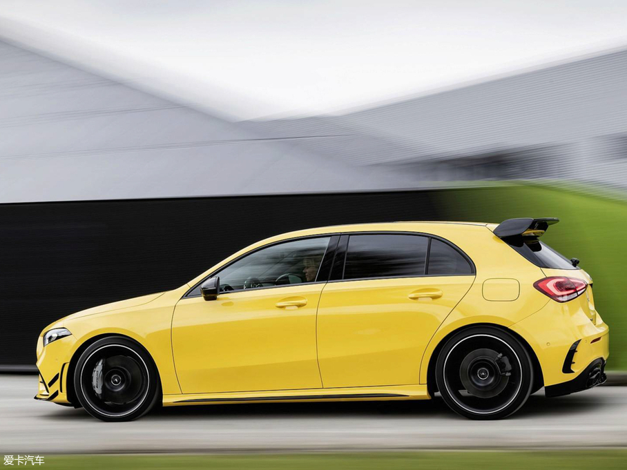 2018YAAMG(M) AMG A 35 4MATIC