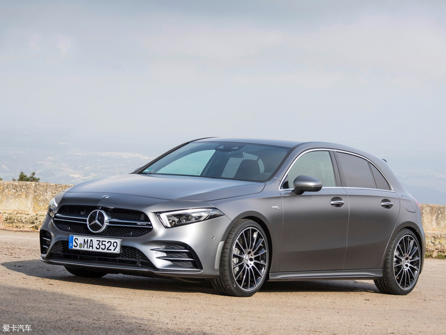 2018YAAMG(M) AMG A 35 4MATIC