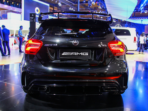 2018款AMG A 45 4MATIC 臻藏版 整体外观