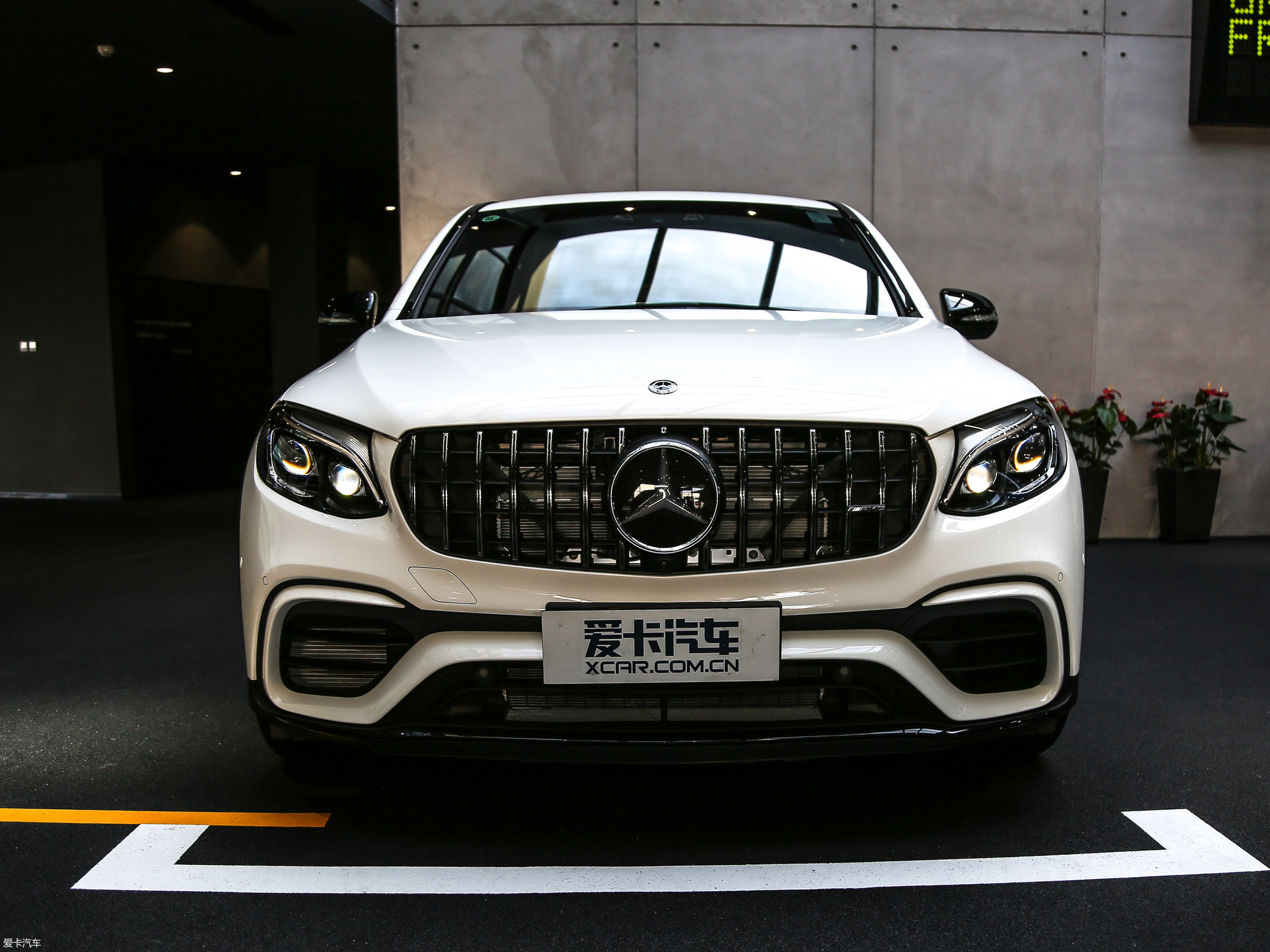 【2018款奔驰glc amg轿跑suvamg glc 63 4matic  __16