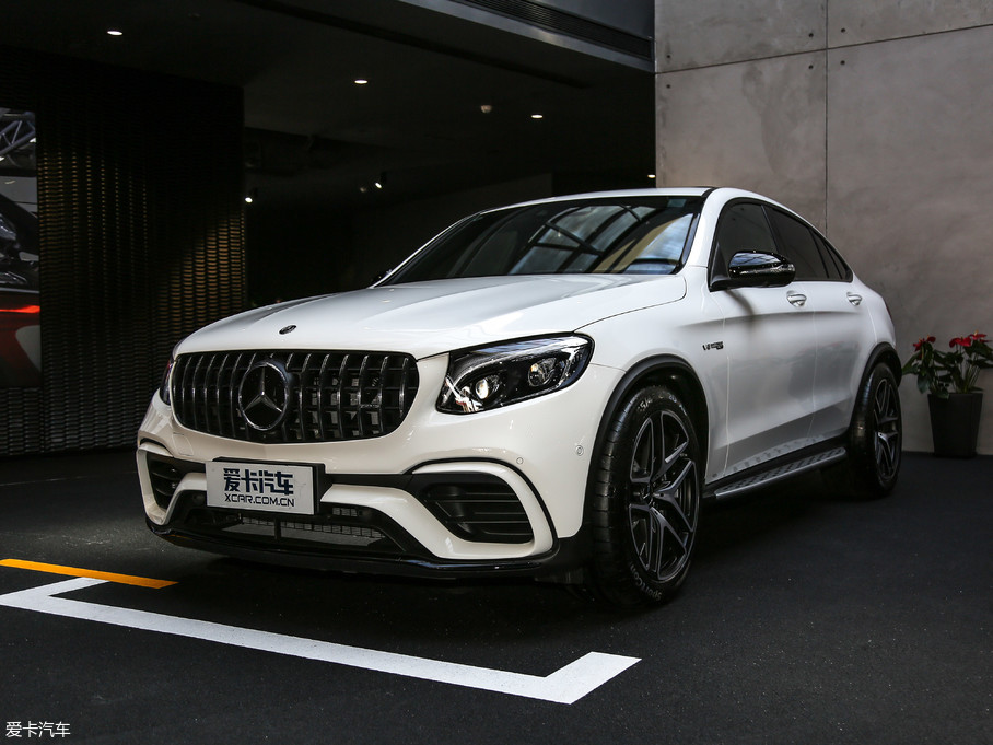 2018款奔驰glc级amg轿跑suvamg glc 63 4matic  coupe