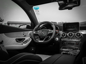 2018AMG GLC 63 S 4MATIC+ Coupe п؅^