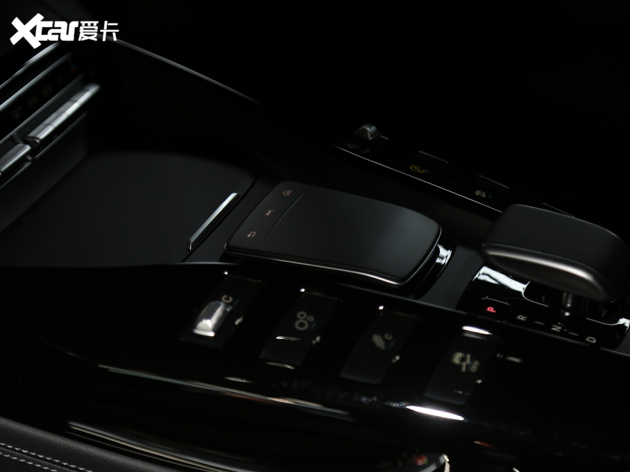 2019YAMG GT AMG GT S