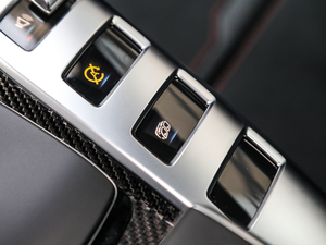 2019A(y)MG GT 63 S 4MATIC+ T܇ ؄e п؅^(q)