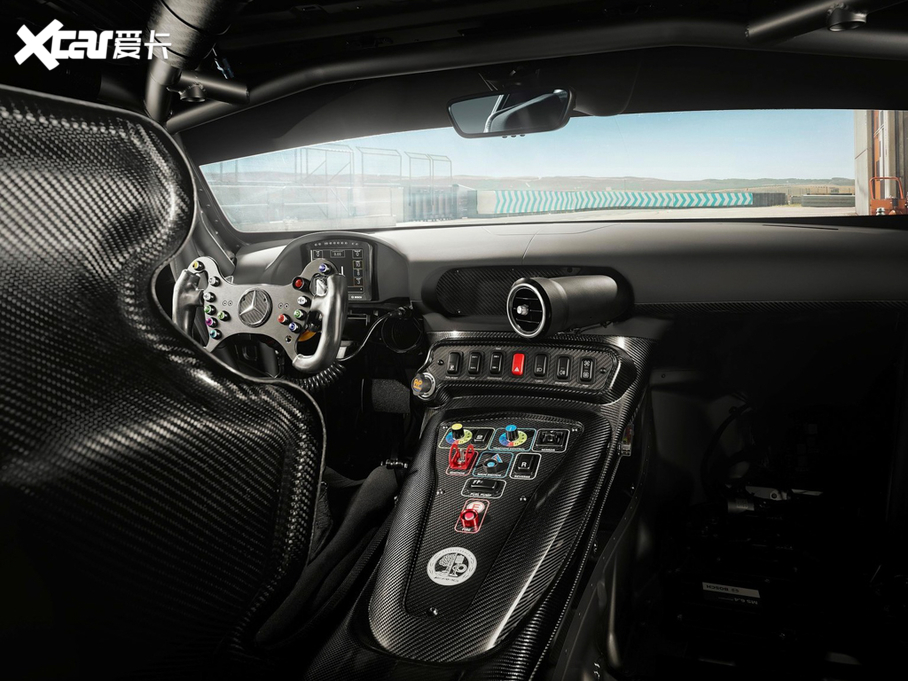 2021��YAMG GT AMG GT4