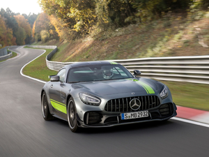 2021A(y)MG GT R PRO w^