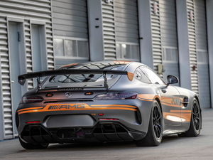 2021款AMG GT4 整体外观
