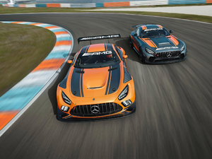 2021款AMG GT4 整体外观
