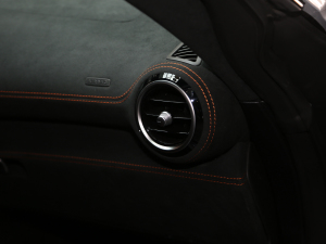 2021A(y)MG GT Black Series п؅^(q)