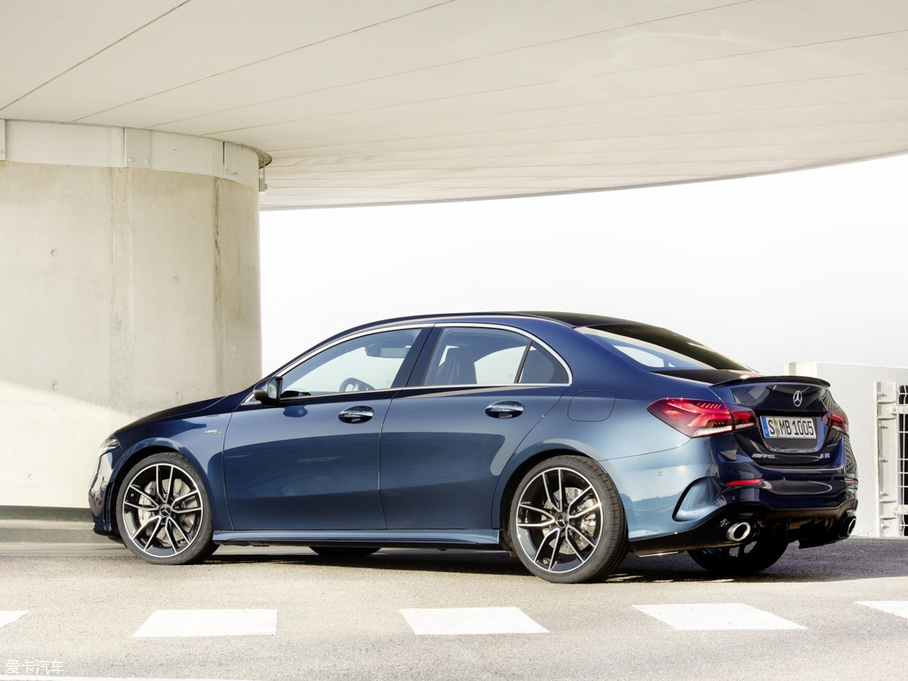 2019YAAMG(M) AMG A 35 4MATIC Sedan