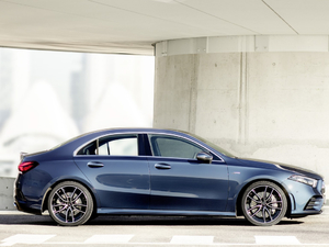 2019A(y)MG A 35 4MATIC Sedan w^