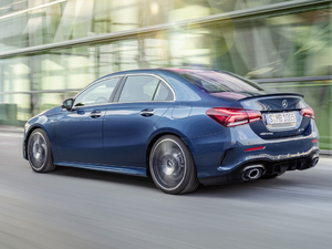 2019AMG A 35 4MATIC Sedan w^