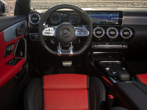 2020AMG CLA 45 4MATIC+ п؅^