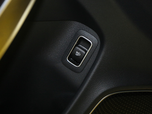 2020AMG CLA 35 4MATIC g