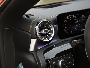 2020AMG CLA 45 S 4MATIC+ п؅^