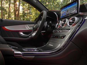 2019款AMG GLC 63 S 4MATIC+ Coupe 中控区