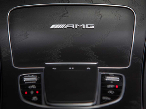 2019款AMG GLC 63 S 4MATIC+ Coupe 中控区