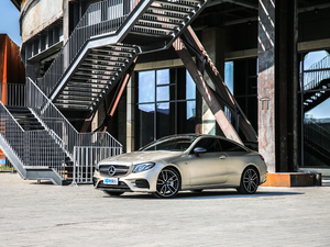 2019A(y)MG E 53 Coupe 4MATIC+ w^