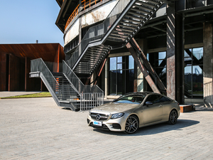 2019A(y)MG E 53 Coupe 4MATIC+ w^