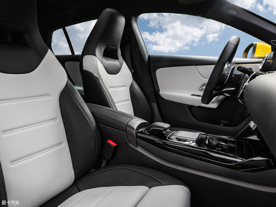 2020��AMG CLA�C��܇ AMG CLA 35 4MATIC 