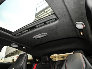 2019A(y)MG GT 63 S 4MATIC+ T܇ g