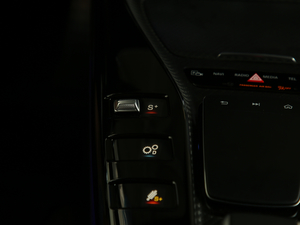 2019A(y)MG GT 63 S 4MATIC+ T(mn)܇(ch) п؅^(q)