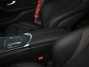 2020款AMG GLC 43 4MATIC 空间座椅