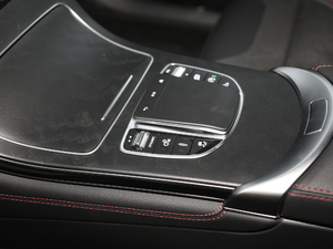 2020AMG GLC 43 4MATIC п؅^