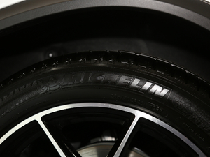 2020A(y)MG GLC 43 4MATIC ISUV ݆̥Ʒ