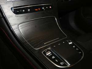 2020AMG GLC 43 4MATIC ISUV п؅^(q)