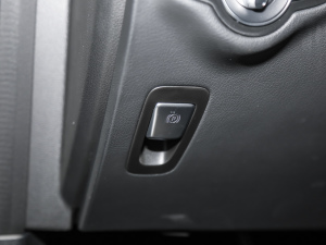 2020AMG GLC 63 4MATIC+ ISUV v܇Ƅ