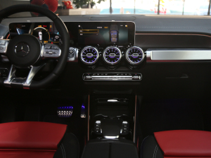 2021款AMG GLB 35 4MATIC 中控台
