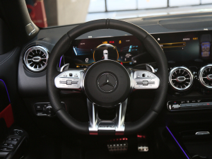 2021款AMG GLB 35 4MATIC 方向盘