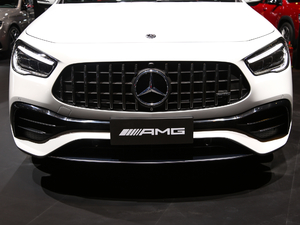 2021AMG GLA 35 4MATIC ^