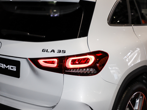 2021AMG GLA 35 4MATIC ^