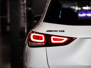 2021AMG GLA 35 4MATIC ^