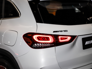 2021AMG GLA 35 4MATIC ^