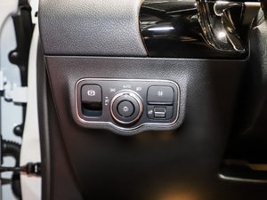 2021AMG GLA 35 4MATIC п؅^(q)