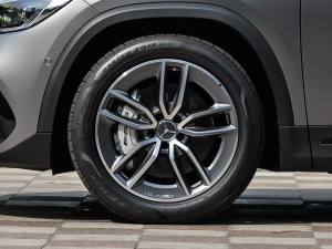 2021AMG GLA 35 4MATIC ݆Ȧ
