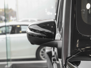 20204.0T AMG G 63Ӱ֮؄e ^