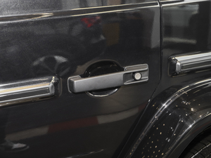 20204.0T AMG G 63Ӱ֮؄e ^