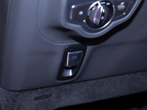 20204.0T AMG G 63Ӱ֮؄e v܇Ƅ