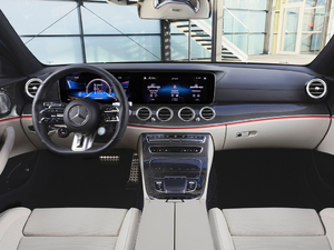 2021款AMG E 53 4MATIC+ Estate 中控区