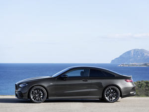 2021款AMG E 53 4MATIC+ 轿跑车 整体外观